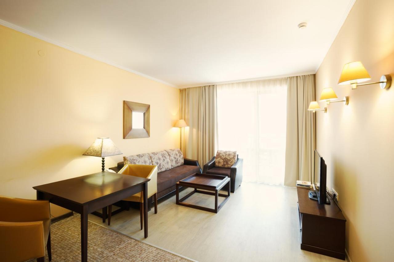 Royal Beach Apartment Sea View 2 ซันนีบีช ภายนอก รูปภาพ